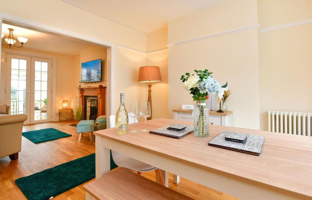 Holiday home Just Wales - Castle Square Cottage, *